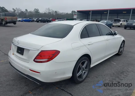 2018 Mercedes-Benz E 300 z USA, uszkodzony, nr VIN WDDZF4JB4JA309811
